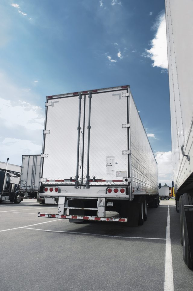 La location d'une remorque est souvent moins cher que de louer un camion de déménagement complet.