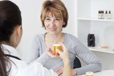 Votre médecin peut vous prescrire un médicament anti-inflammatoire.
