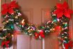Comment décorer Portes Avec Garland de Noël