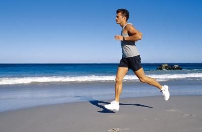 Exercer vigoureusement chaque jour pour aider à renforcer votre cœur et les poumons.