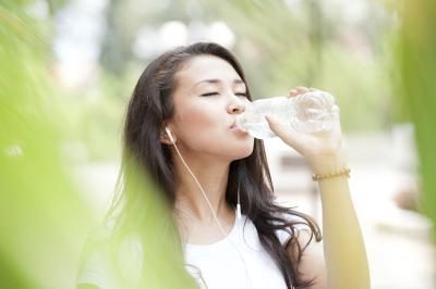 réduire les calories en remplaçant les boissons gazeuses avec de l'eau