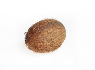 L'huile de coco est très hydratant à la fois la peau et le cuir chevelu.
