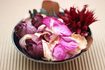 Il's easy to make potpourri from dried flowers