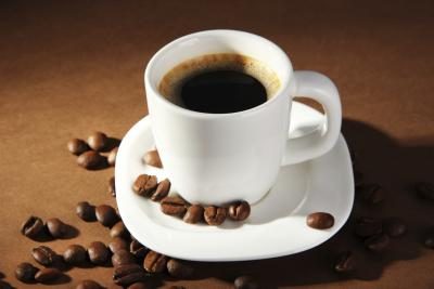Le café et la caféine peuvent déclencher l'incontinence.