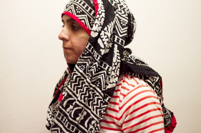 Comment porter un hijab Sans Pins